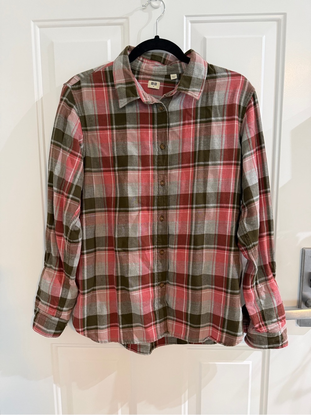 Women’s Uniqlo Pink Brown Flannel Shirt